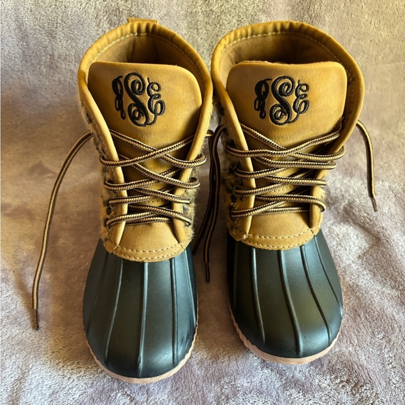 Marley Lilly Other - Marley Lilly Kids Leopard Print Duck Boots Monogram Size 12
